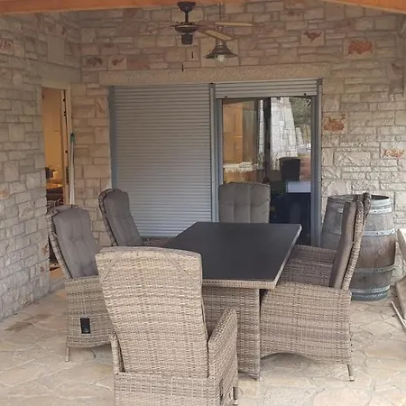 Mi Casa Holidays Peroj