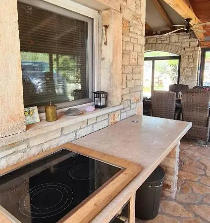 Ferienhaus Mi Casa Holidays Peroj