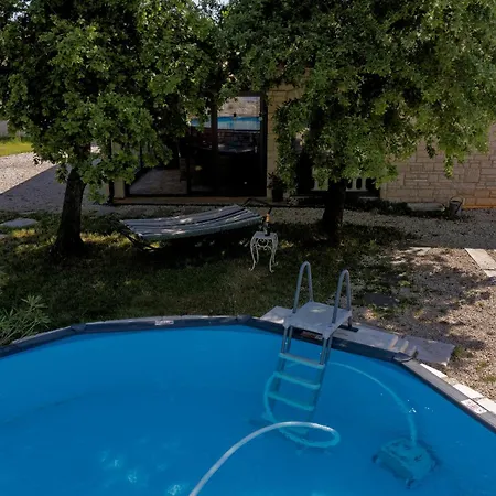 Mi Casa Holidays Dom wakacyjny Peroj